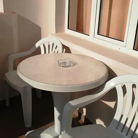 Malkata Stopanka Konukevi 2*