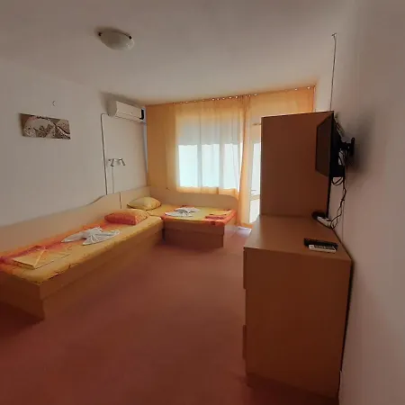 Къща за гости Malkata Stopanka